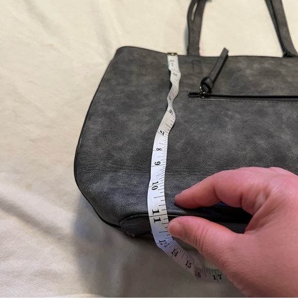 Women’s large hand bag/ tote. With medal X on the straps. - Picture 13 of 15